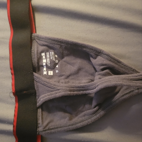 PAPI Thongs - Picture 2 of 4